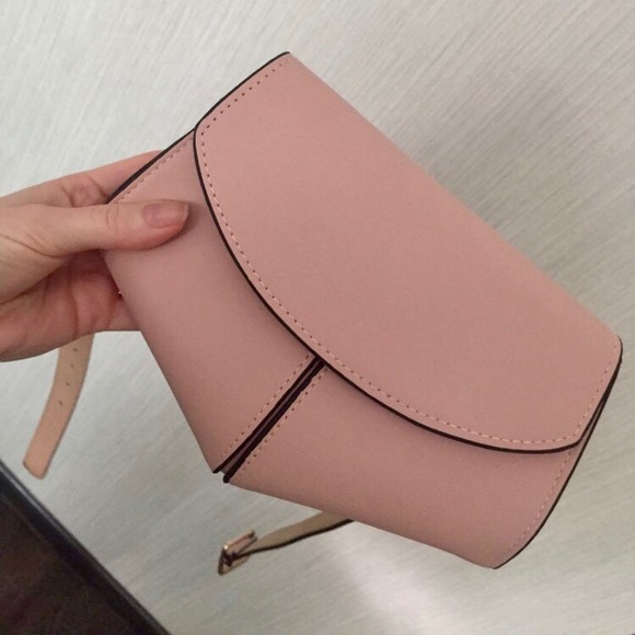 Just In! 🆕 ROME Waist Bag / Fanny Pack - Picture 4 of 8